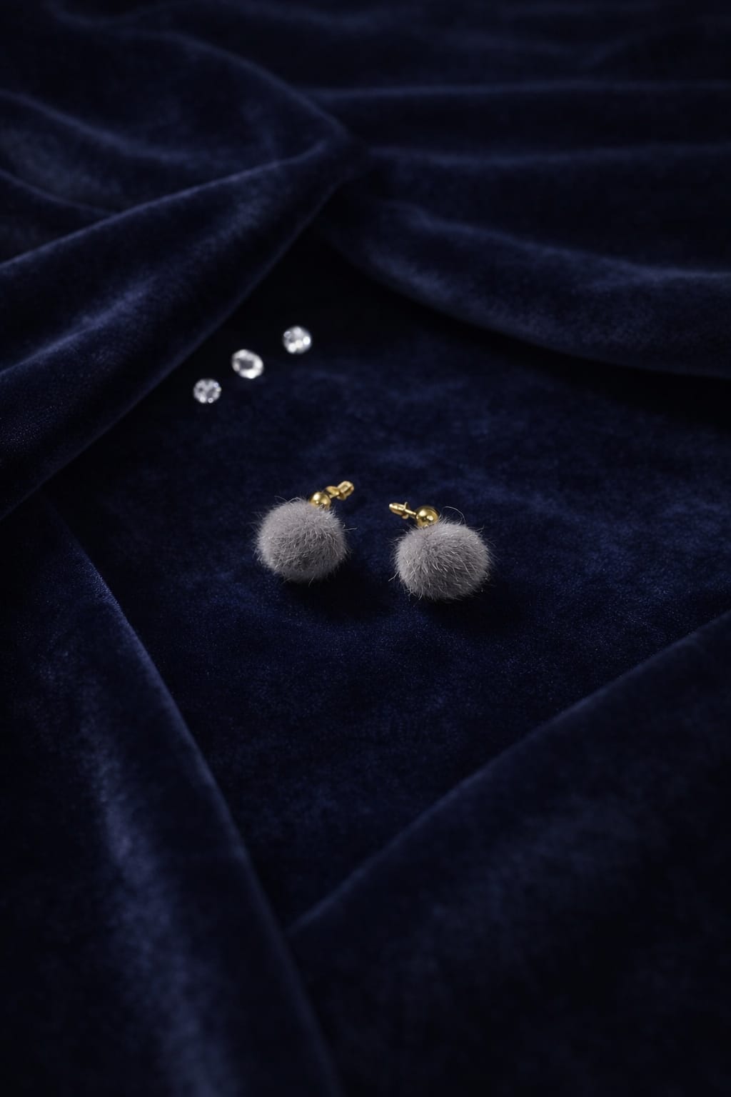 The Blossom & Charm Luxe Hamper by Heaven Hides (Random Hair Accessories)